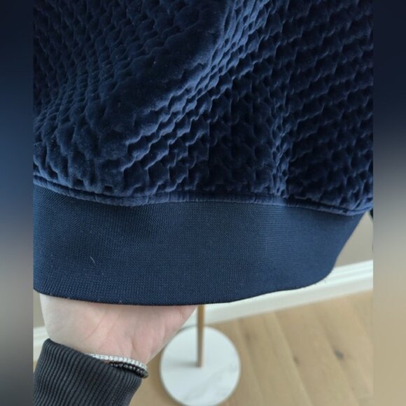 Club Monaco Quilted Velour Quarter-Zip Pullover – Navy – Size Small - Picture 6 of 8